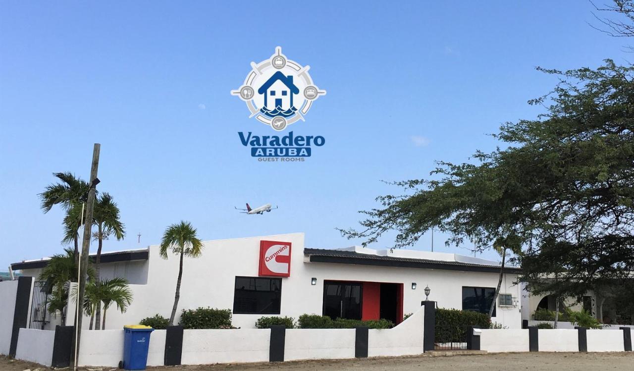 Varadero Marina Airport Guests Rooms Oranjestad Exterior photo